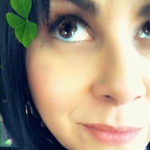 Meet your Posher, Carly